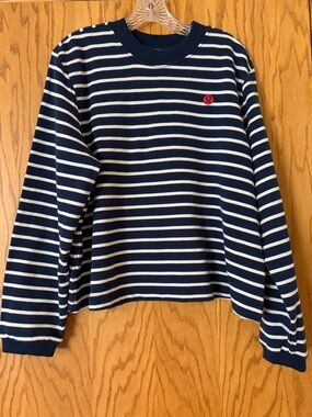 lululemon athletica Navy and White Striped Crewneck Sweatshirt with Red Logo